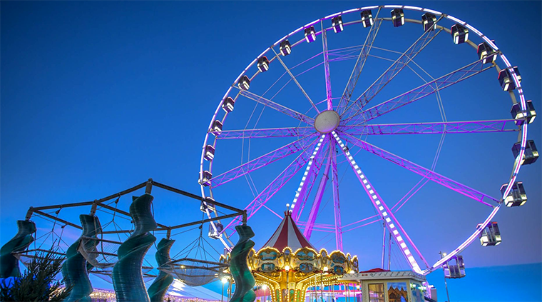 la grande ruota panoramica a Riccione